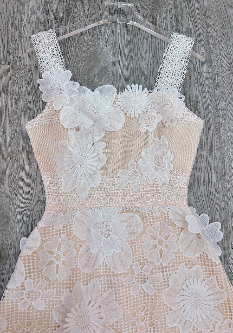 Floral Guipure Sleeveless Lace Dress - Mia & Jon