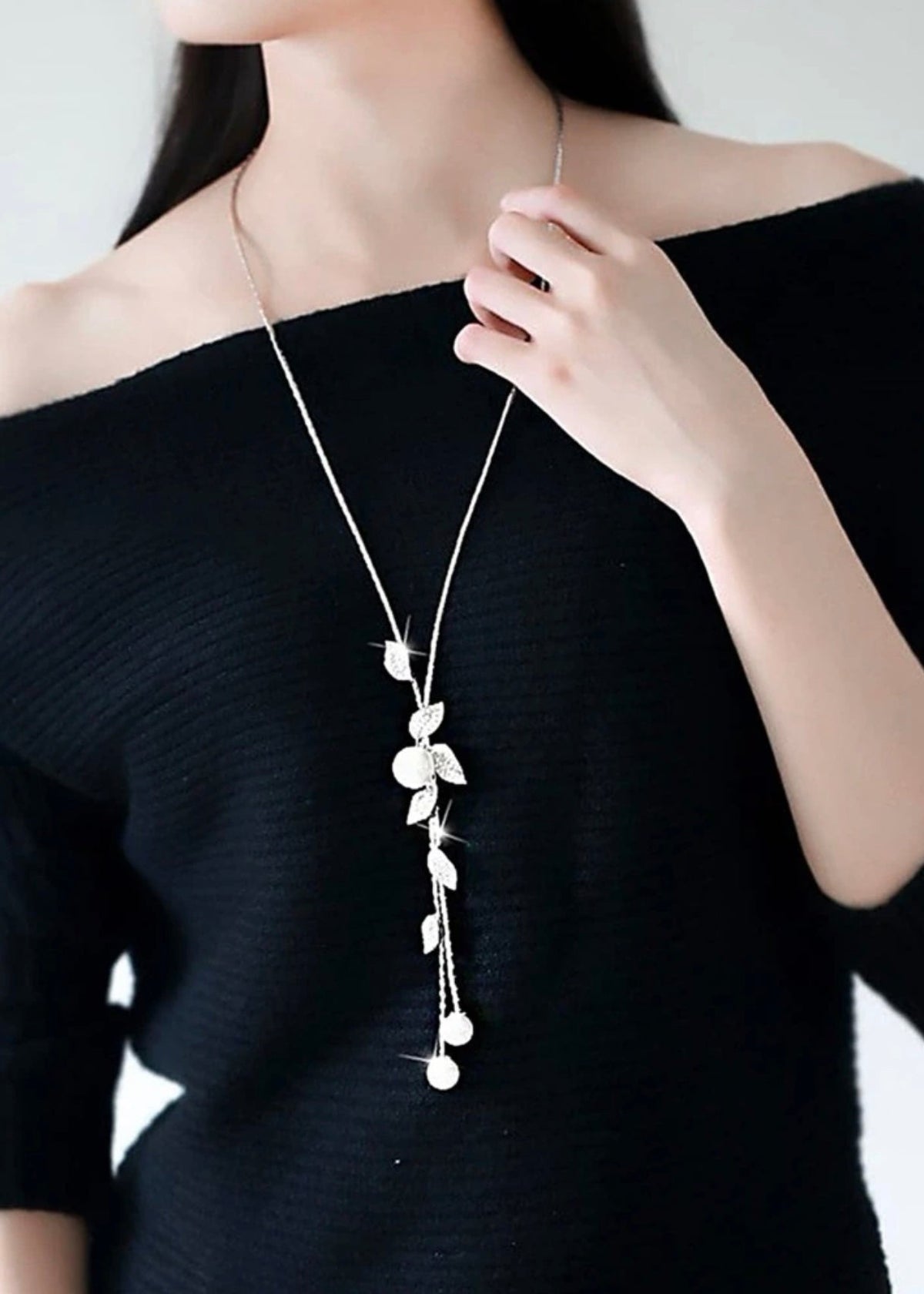 1pc Faux Pearl & Leaf Charm Necklace - Mia & Jon