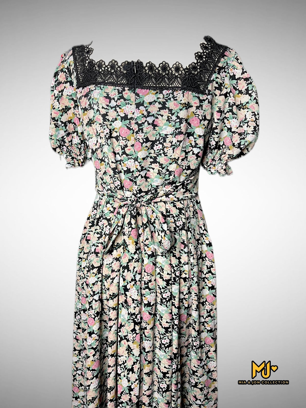 MJD019 Floral Print Square Neck Maxi Dress - Mia & Jon