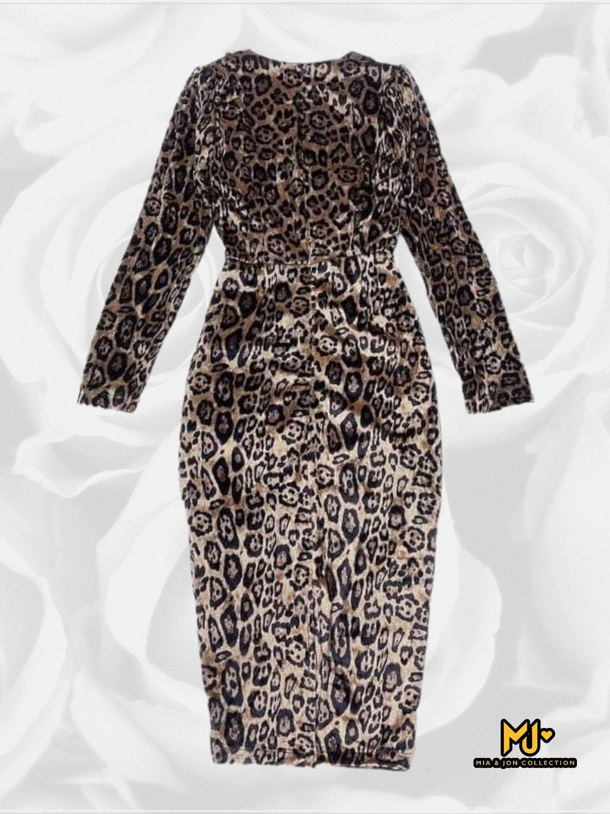 MJV1790 V- Neck Long Sleeve Velvet Body-Con Cocktail Party Dress - Mia & Jon