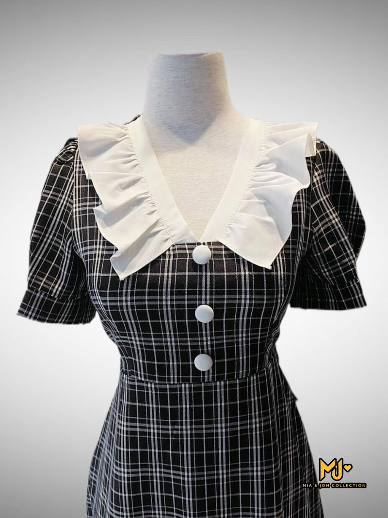 MJV1963 V-Neck Ruffle Three Button Plaid Dress - Mia & Jon