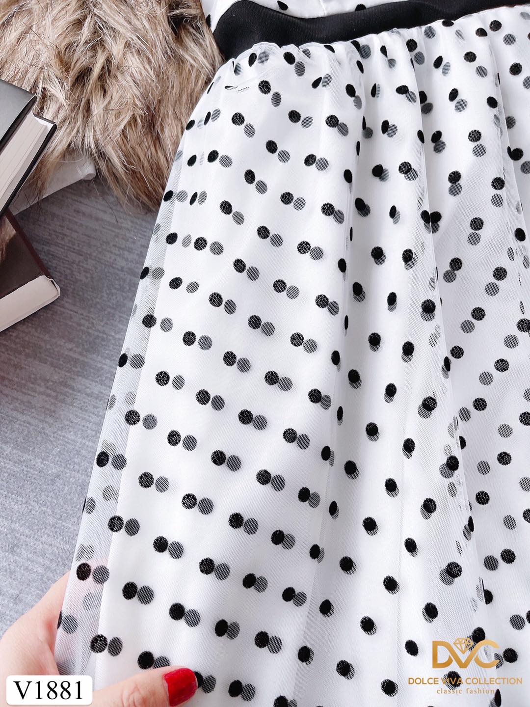 V1881 Ruffle Sleeves Polka Dot Mesh Dress - Mia & Jon